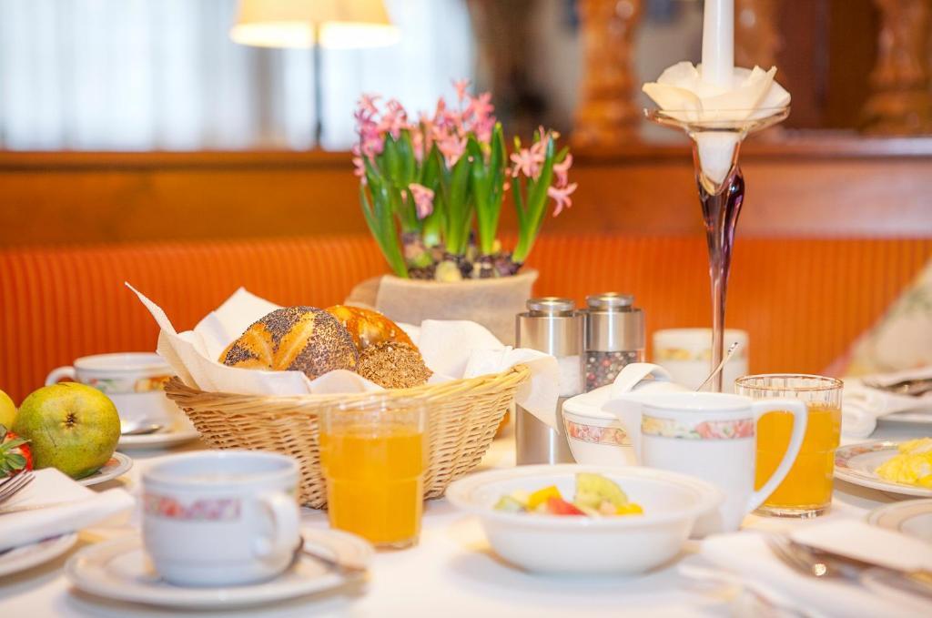 Hotel Wilder Mann Konigstein in der Oberpfalz ภายนอก รูปภาพ