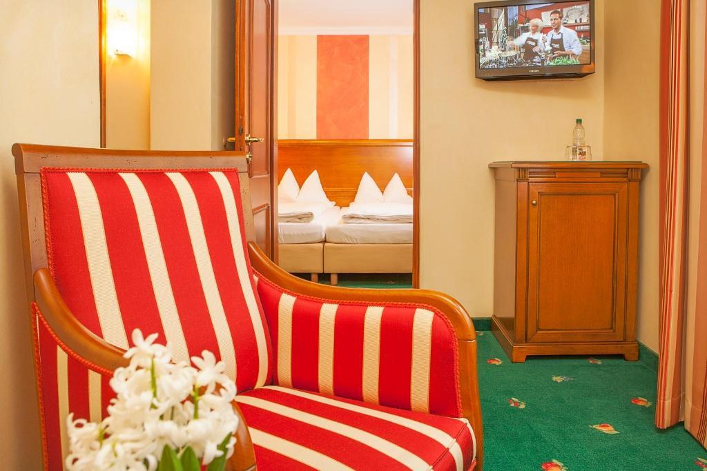 Hotel Wilder Mann Konigstein in der Oberpfalz ห้อง รูปภาพ
