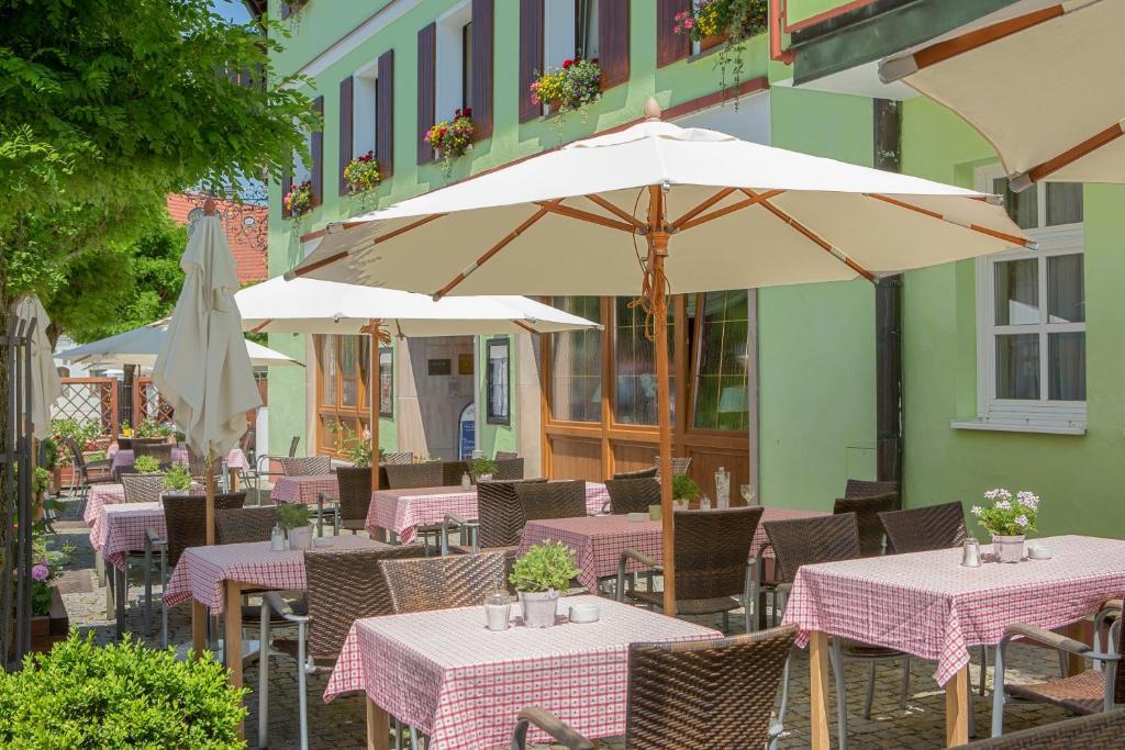 Hotel Wilder Mann Konigstein in der Oberpfalz ภายนอก รูปภาพ